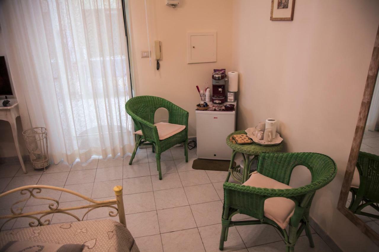 מולפטה B&B Paradiso San Vincenzo מראה חיצוני תמונה
